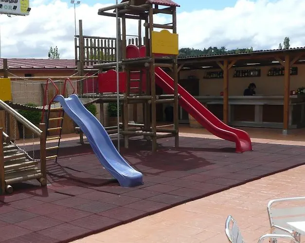 게스트하우스 El Ventorro Castrillo de la Vega